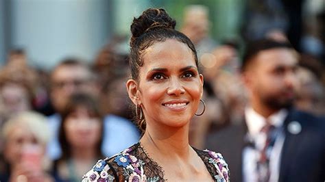 halle berry on her balcony|Halle Berry Drinks Wine As She Wears Nothing While。